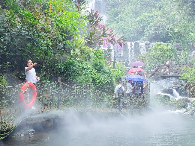 1698828075162153.jpg 清遠古龍峽半山腰風景.jpg